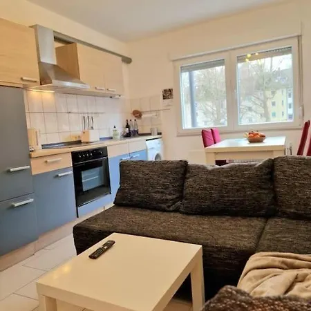Frisch Renovierte Zwei Nahe Hauptbahnhof Und Universitat Apartment Essen